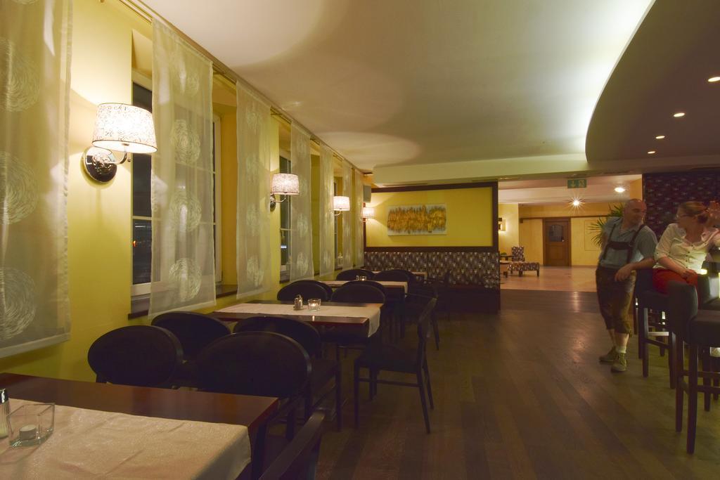 Hotel Der Abtenauer Eksteriør bilde