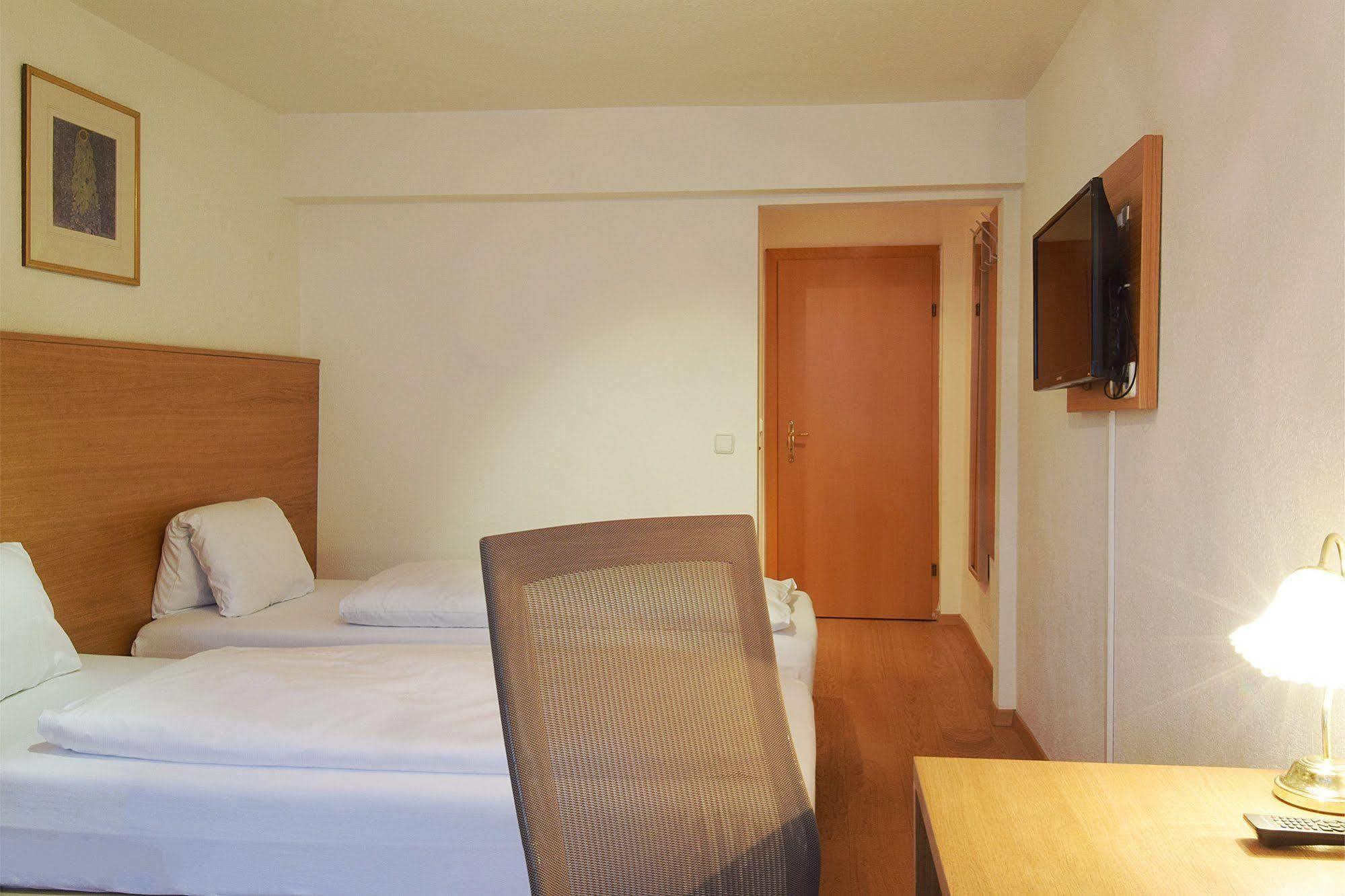 Hotel Der Abtenauer Eksteriør bilde